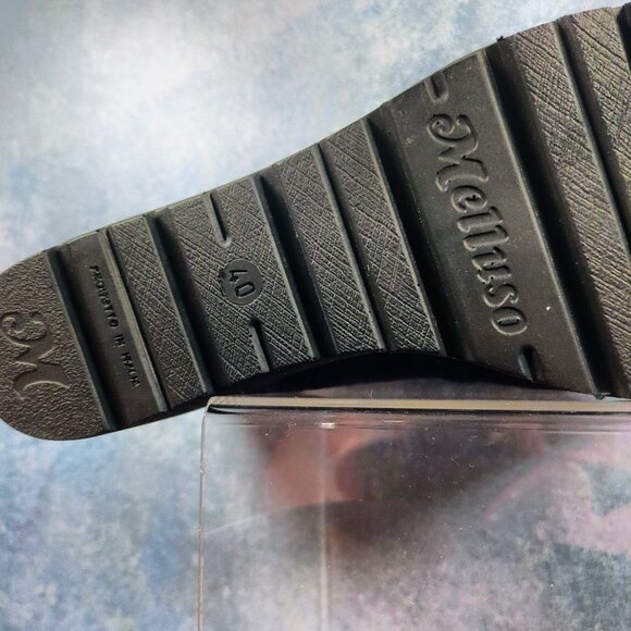 Elegant Purple Wedges - Picture 8 of 10